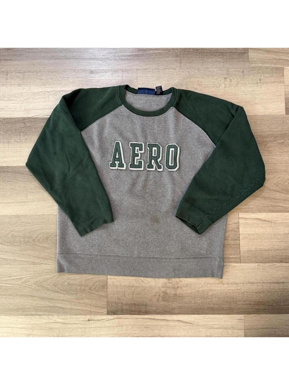 Y2k Aeropostale grey and green sweatshirt Size L #90s